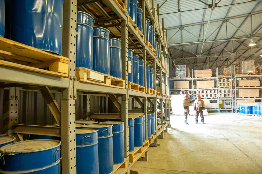 Ensuring Compliance and Safety in Chemical Warehousing: G10’s Expert Approach